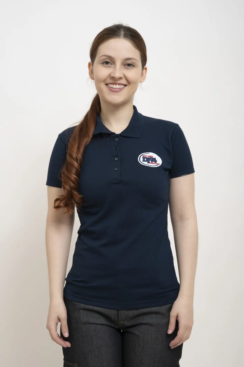 Remera polo manga corta dama azul marino con bordado