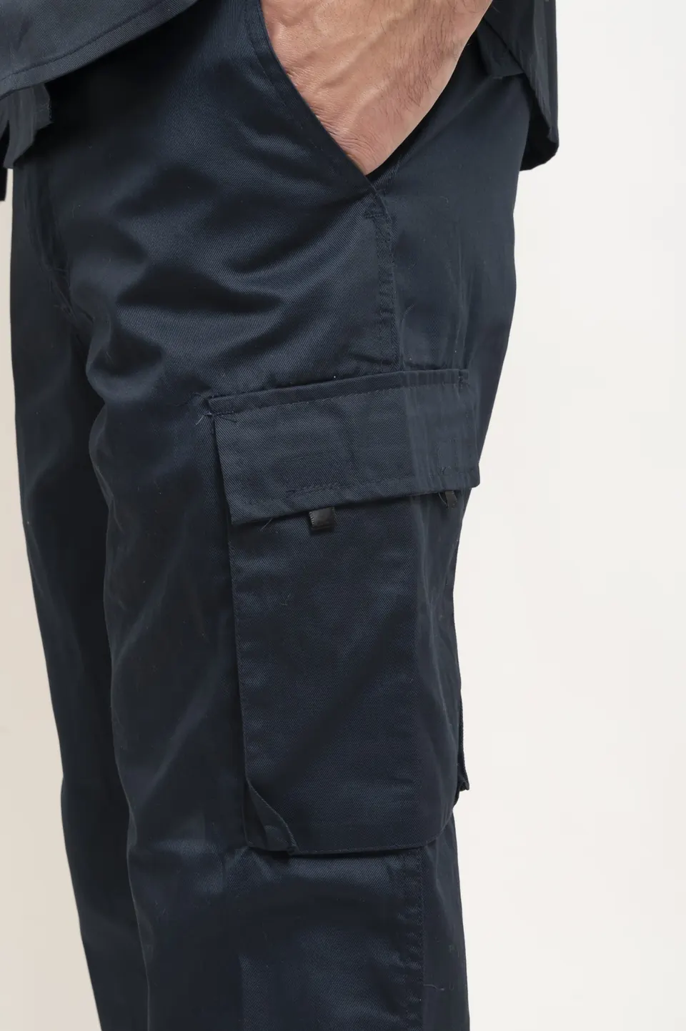 Pantalón cargo azul marino